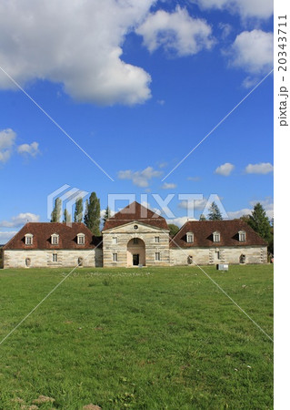 アル・ケ・スナン王立製塩所　馬小屋　フランシュ・コンテ 20343711