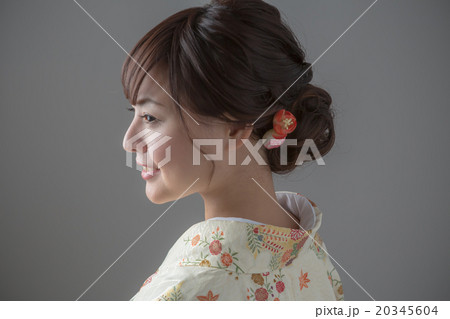 Kimono Beauty 20345604