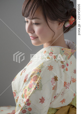 Kimono Beauty Kimono Beauty 20345606