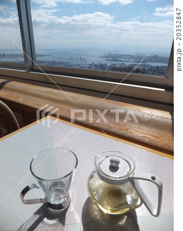 神戸の街を見ながらティータイム 神戸の街を見ながらティータイム 20352847