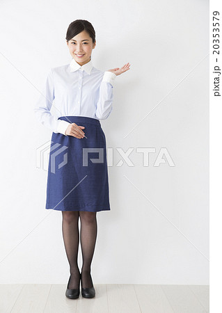 ポートレート　ビジネスウーマン 20353579