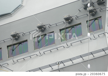 いずも 護衛艦 横浜 大桟橋 いずも 護衛艦 横浜 大桟橋 20360675