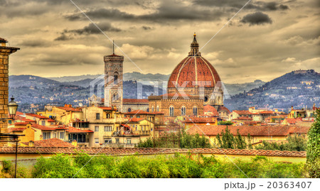 View of the Cathedral of Saint Mary of the Flower 20363407