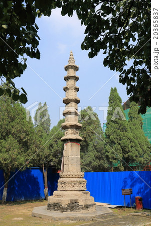 中国　正定県　隆興寺　夢堂和尚石柱 20365837