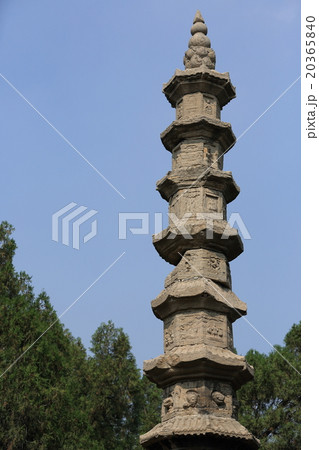 中国　正定県　隆興寺　夢堂和尚石柱 20365840