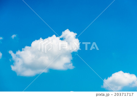 Sky full of clouds above Fuji mountain Sky full of clouds above Fuji mountain 20371717