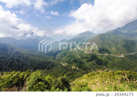 Tram Ton or Heavens gate pass in the Lao cai provi 20384273