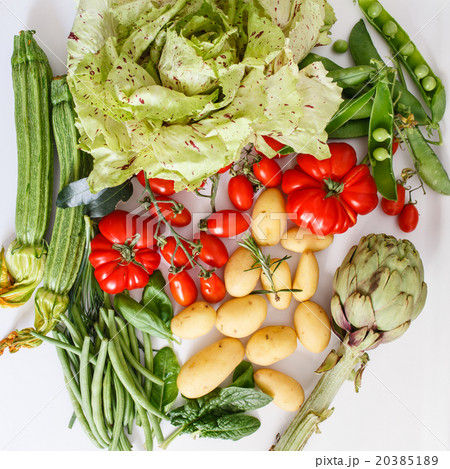 fresh vegetables 20385189