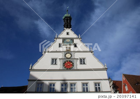 Rothenburg ob der Tauber, sundial at the market Rothenburg ob der Tauber, sundial at the market 20397141