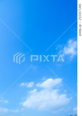 空　雲　青い空　白い雲　合成用背景素材　写真素材　コピースペース 20397186
