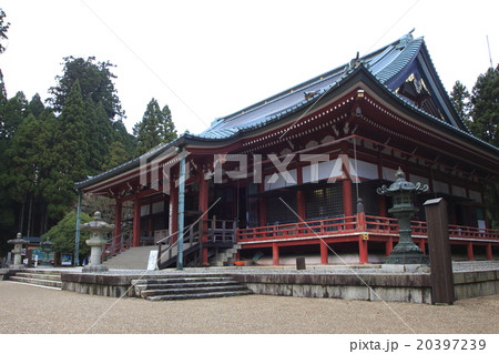 紅葉シーズンの比叡山延暦寺（東塔・大講堂） 20397239