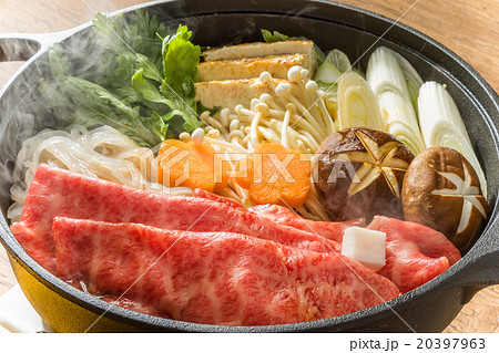 すきやき　 Japanese beef sukiyaki 20397963