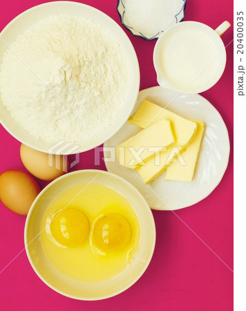 Preparation for baking, bake ingredients. 20400035