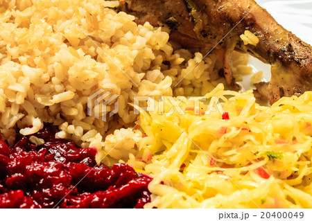 Chicken meat drumstick with rice and salad Chicken meat drumstick with rice and salad 20400049