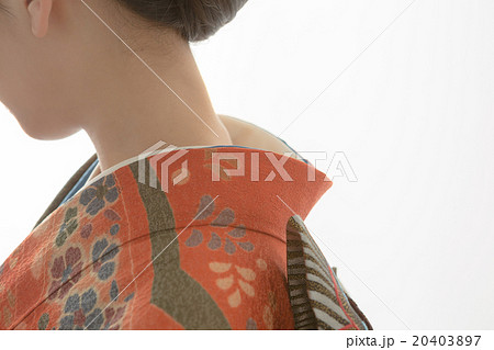 Kimono Beauty 20403897