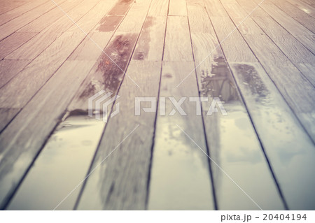 Wet wood floors Wet wood floors 20404194