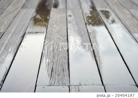 Wet wood floors 20404197