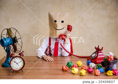 Young businessman 20409607