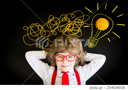 Young businessman 20409608