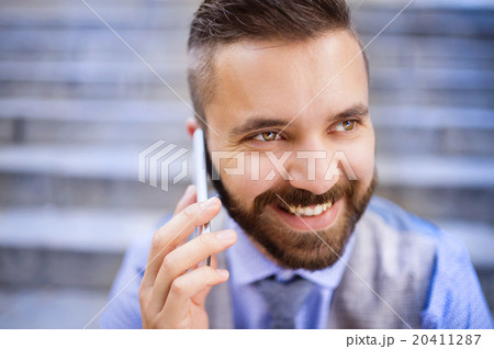 Detail of hipster man with phone 20411287