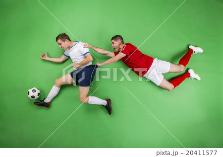 Football players 20411577