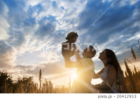 Family summer spending time together in nature Family summer spending time together in nature 20412913