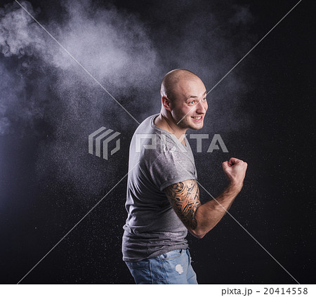 Man with tattoo 20414558