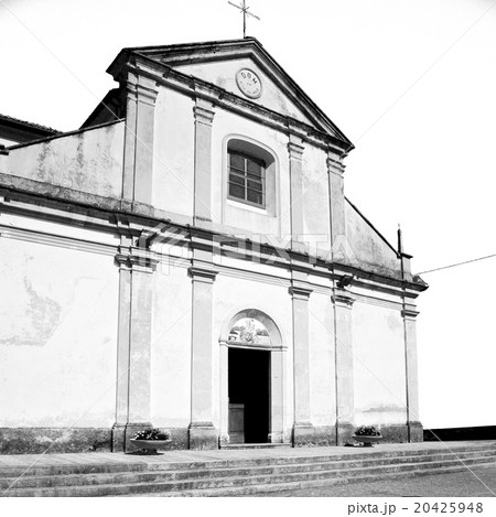 monument old architecture in italy monument old architecture in italy 20425948