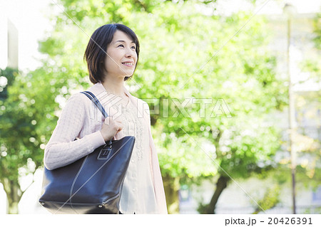 40代女性 20426391