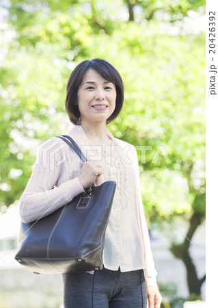 40代女性 20426392