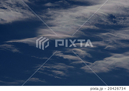 雲の自然現象 巻積雲の彩雲 雲の自然現象 巻積雲の彩雲 20426734