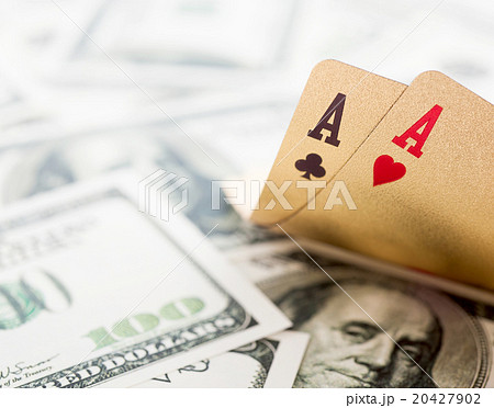 Gold poker cards 20427902