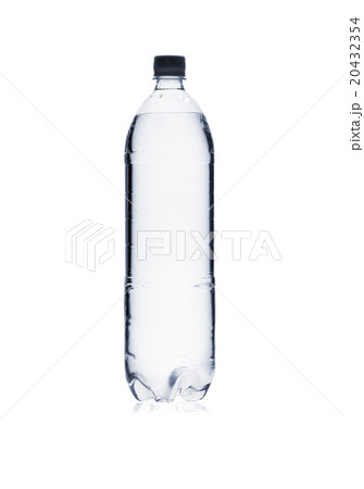 Silhouette of plastic water bottle isolated 20432354