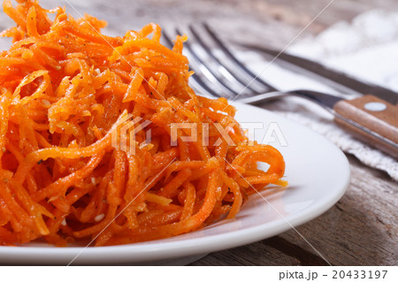 grated carrots with spices Korean. macro 20433197