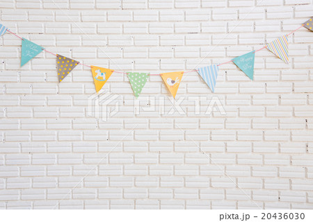 White wall and cartoon flag, childlren bedroom White wall and cartoon flag, childlren bedroom 20436030