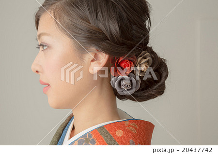 Kimono Beauty 20437742