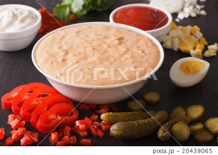 Dressing thousand islands surrounded by ingredient Dressing thousand islands surrounded by ingredient 20439065
