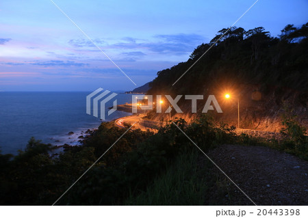 The landscape (The lighting on the road) The landscape (The lighting on the road) 20443398