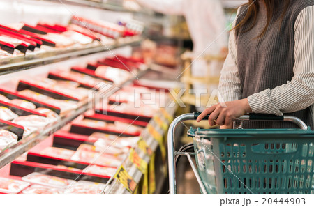 スーパーマーケットイメージ 20444903