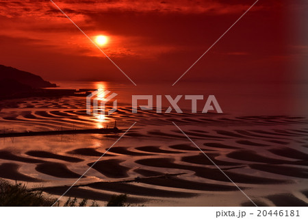 御輿来海岸 日の入り 20446181