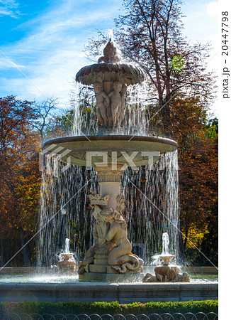 Lovely fountain in Retiro Park of Madrid. Lovely fountain in Retiro Park of Madrid. 20447798