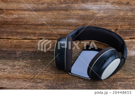 Hedphones with phone 20448655