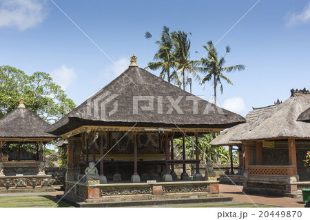 Temple in Bali, Indonesia on a beautiful sunny day 20449870