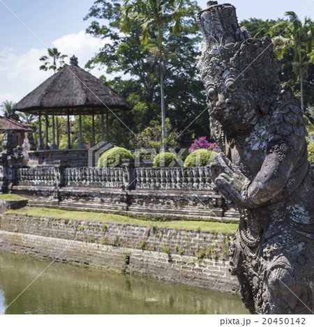 Temple in Bali, Indonesia on a beautiful sunny day 20450142