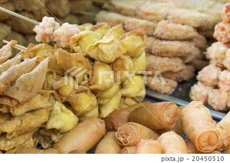 Grilled Thai sausages and seafood on the stove Grilled Thai sausages and seafood on the stove 20450510