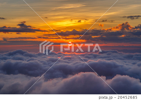 Layer of mountains and mist at sunset time 20452685