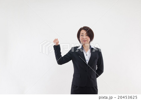 女性　ミドル　スーツ 20453625