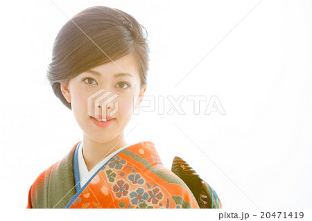 Kimono Beauty 20471419