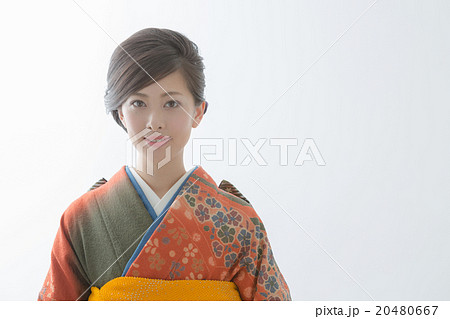 Kimono Beauty 20480667