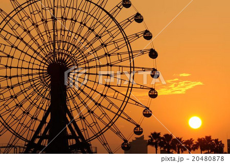 神戸市　ハーバーランド観覧車 20480878